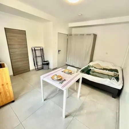 Au Centre De Apartment *